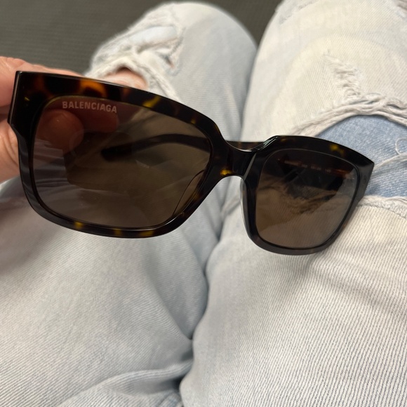 Balenciaga 53 mm rectangular frame Havana Havana brown sunglasses - Picture 2 of 4